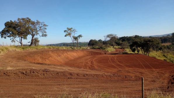 serviço de bica corrida na região de Jarinu